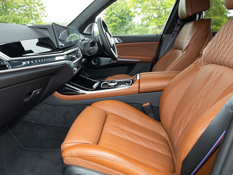 BMW X7 front interior
